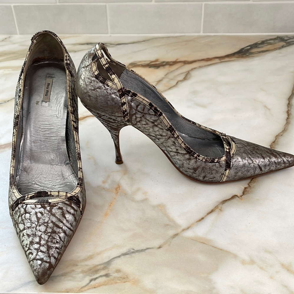 LOVE these pumps! Miu miu silver, brown and tan shoes.